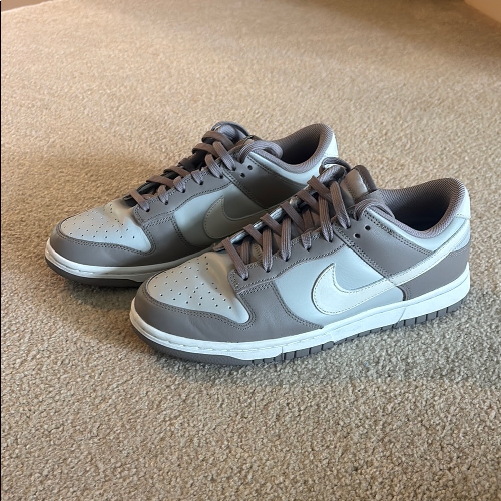 Nike Bone Beige Dunk Low